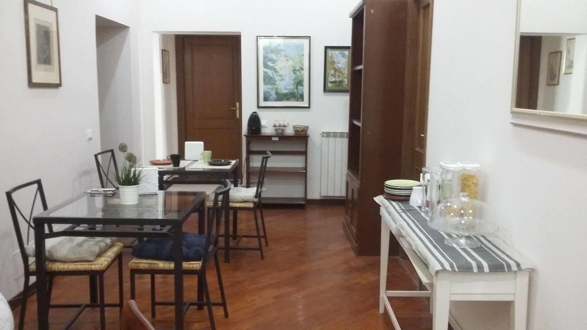 Living Rome Ottaviano B&B Extérieur photo